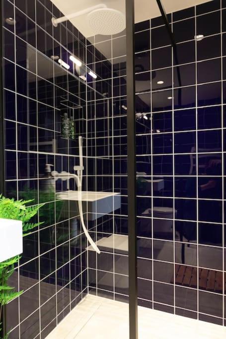 Wolverdene - Entire Ground Floor Flat With Garden Маргит Экстерьер фото